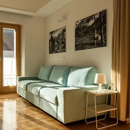 Milano 20 Apartman *